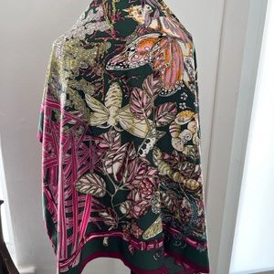 Unicorn Silk Colorful Floral Large Scarf Wrap 52 x 52 Spain